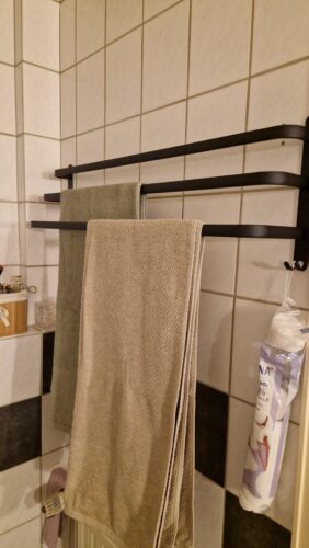 Badkamer Opbergplank – Veggmontert – Håndkleholder photo review